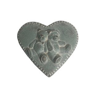 Signed Isabel Bloom cement Teddy Bear heart statue 2001